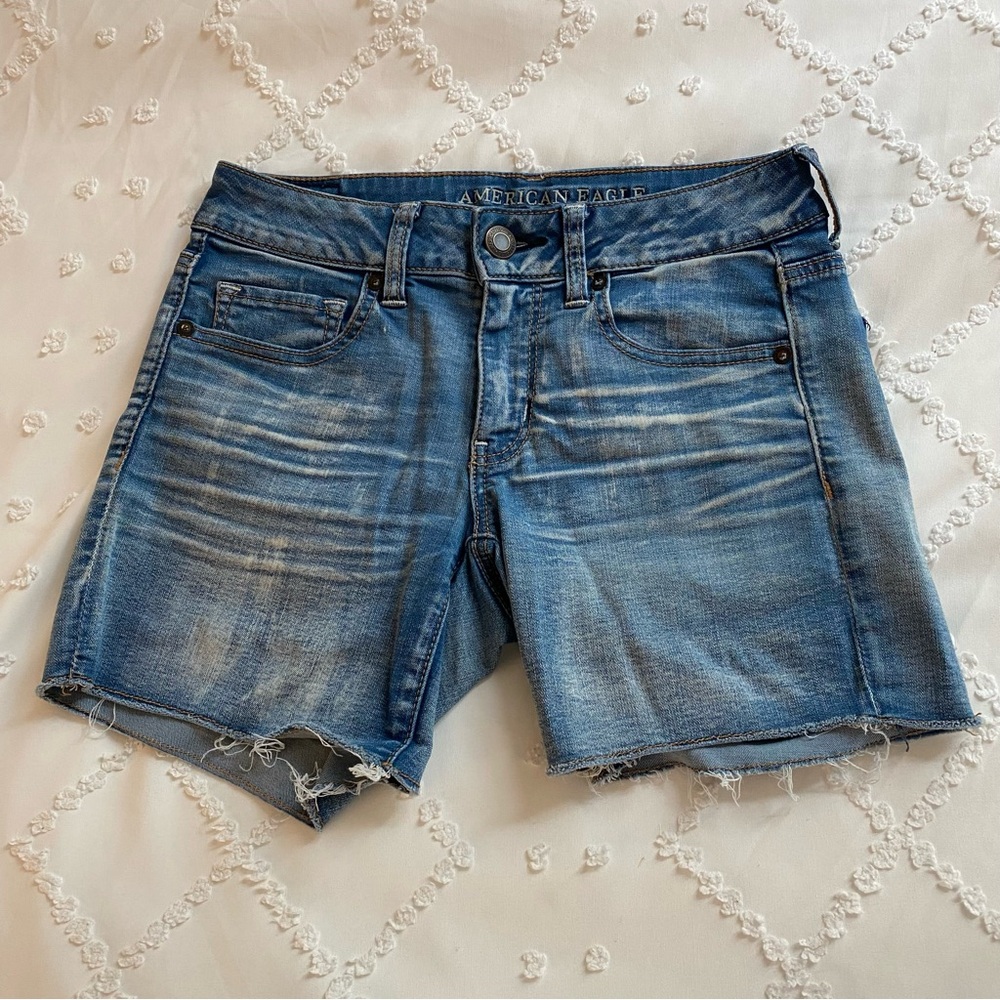 American Eagle Mid Rise Midi
Denim Shorts
